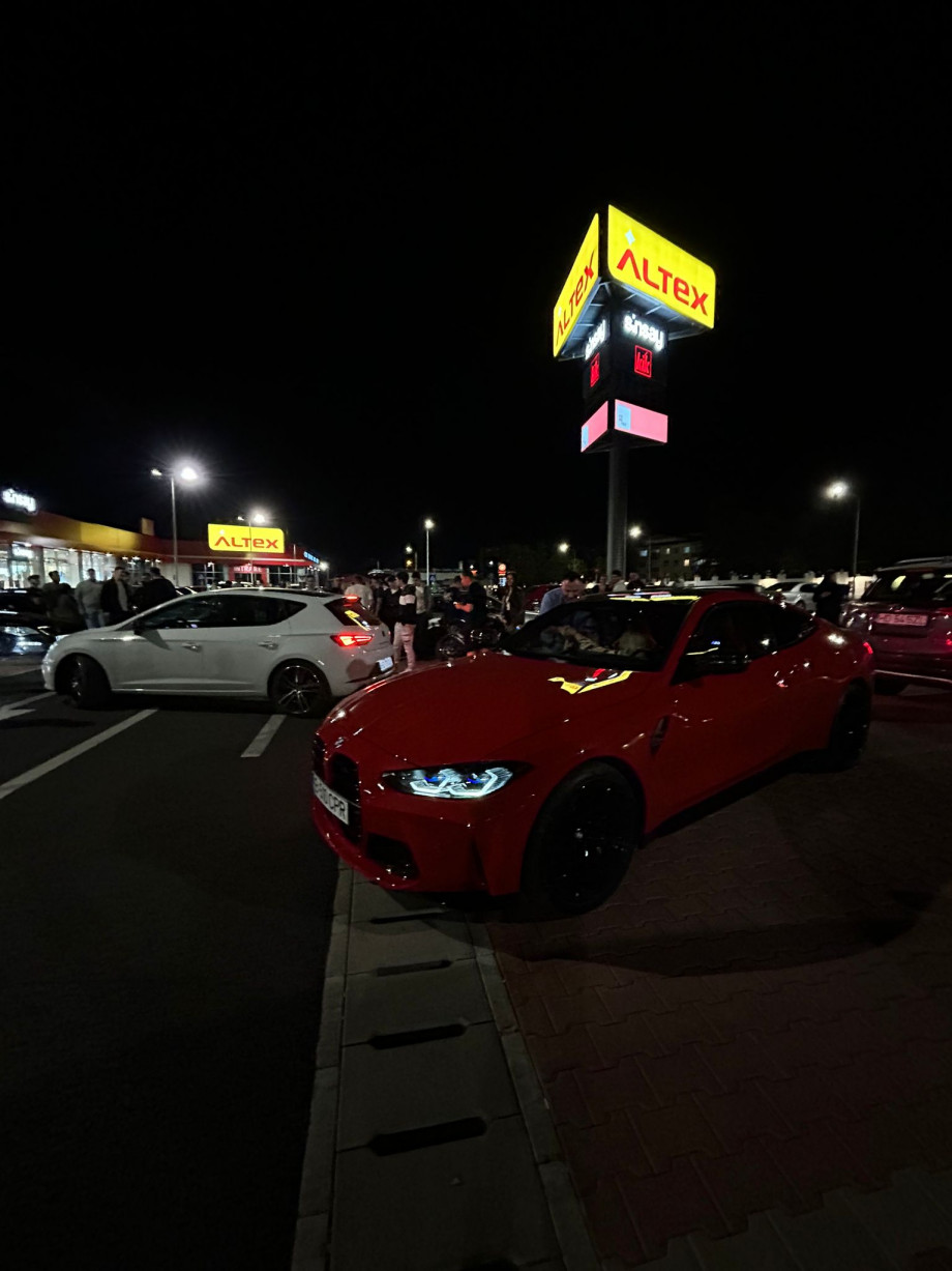 3c8a739c-ec23-4492-9e1c-f0abcb0c6be7.jpeg