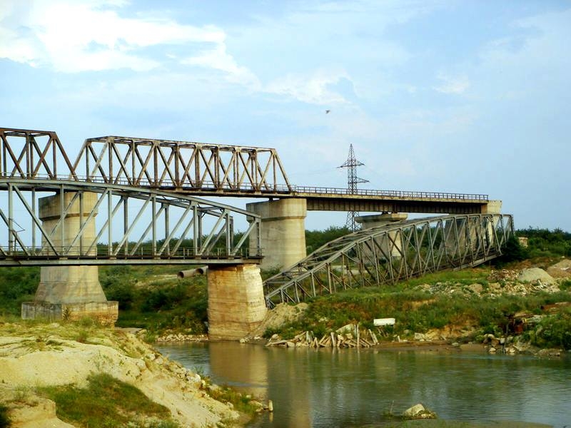 Vrem_constructia_unui_pod_nou_la_Gradistea.jpg
